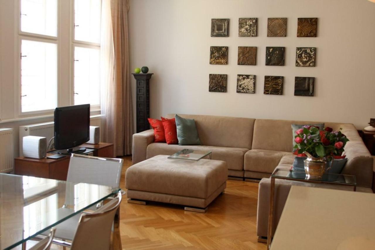 Spacious Elegance In The Heart Of Old Town Praha Eksteriør bilde
