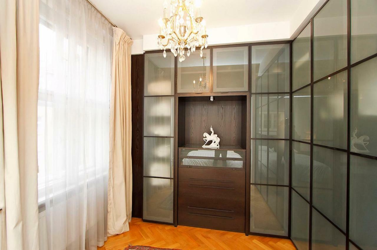 Spacious Elegance In The Heart Of Old Town Praha Eksteriør bilde